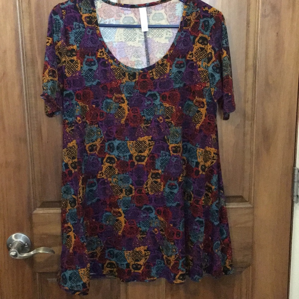 🎉Sale 5/$25 clothes and shoes LulaRoe perfect tee